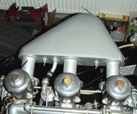 RESTAURATIE JAGUAR E-TYPE S1 3.8 1961 deel 15 Onder de motorkap 